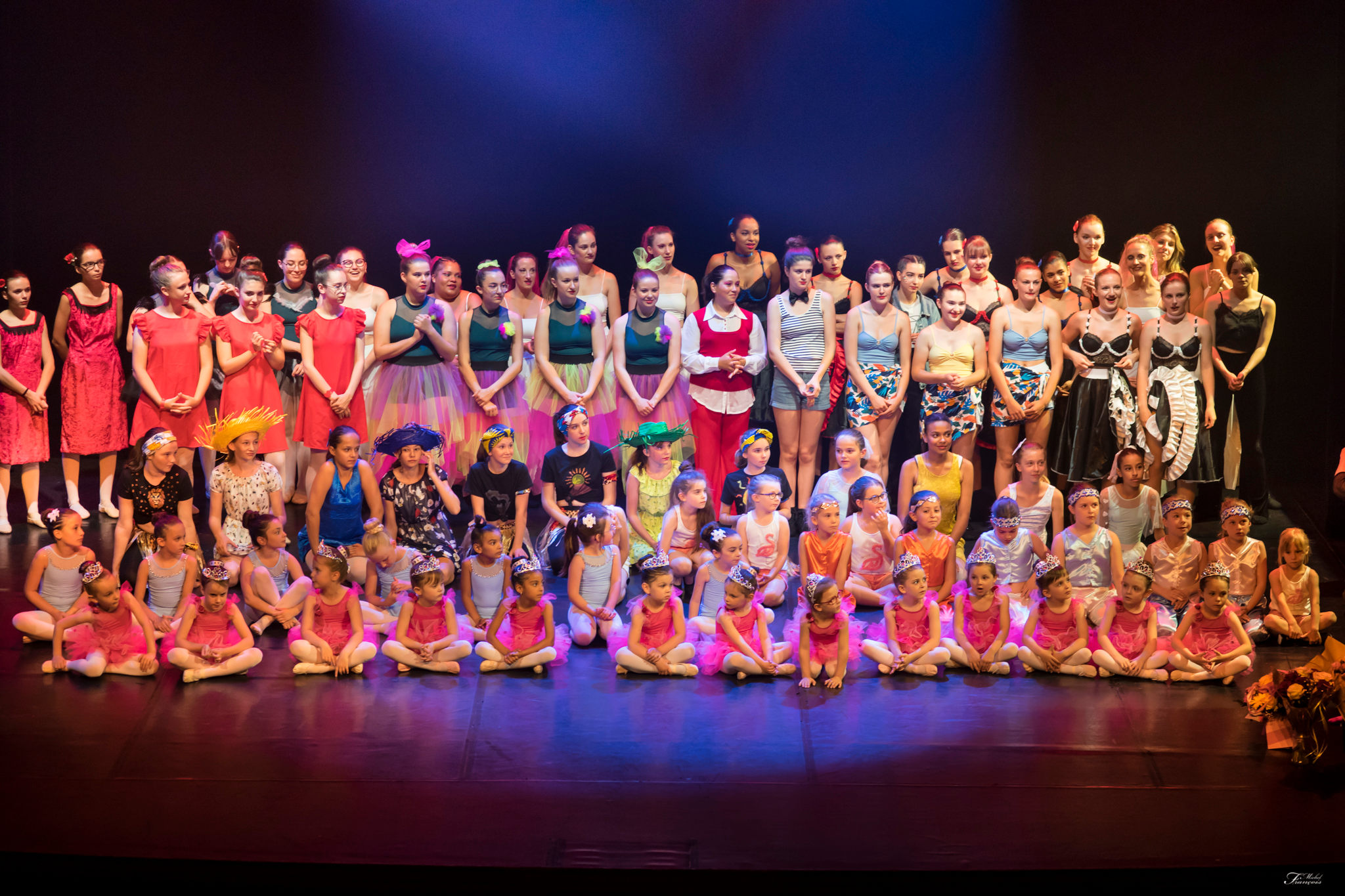 Spectacle de Dance MJC  » Femmes  » – Théâtre de Lunéville – Photos des représentations